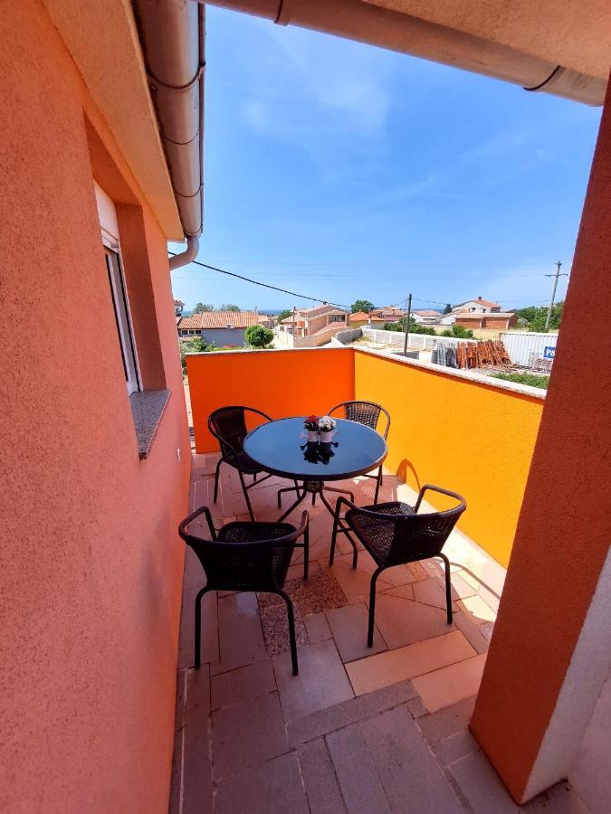 Apartman Zeljo Galižana Eksteriør bilde